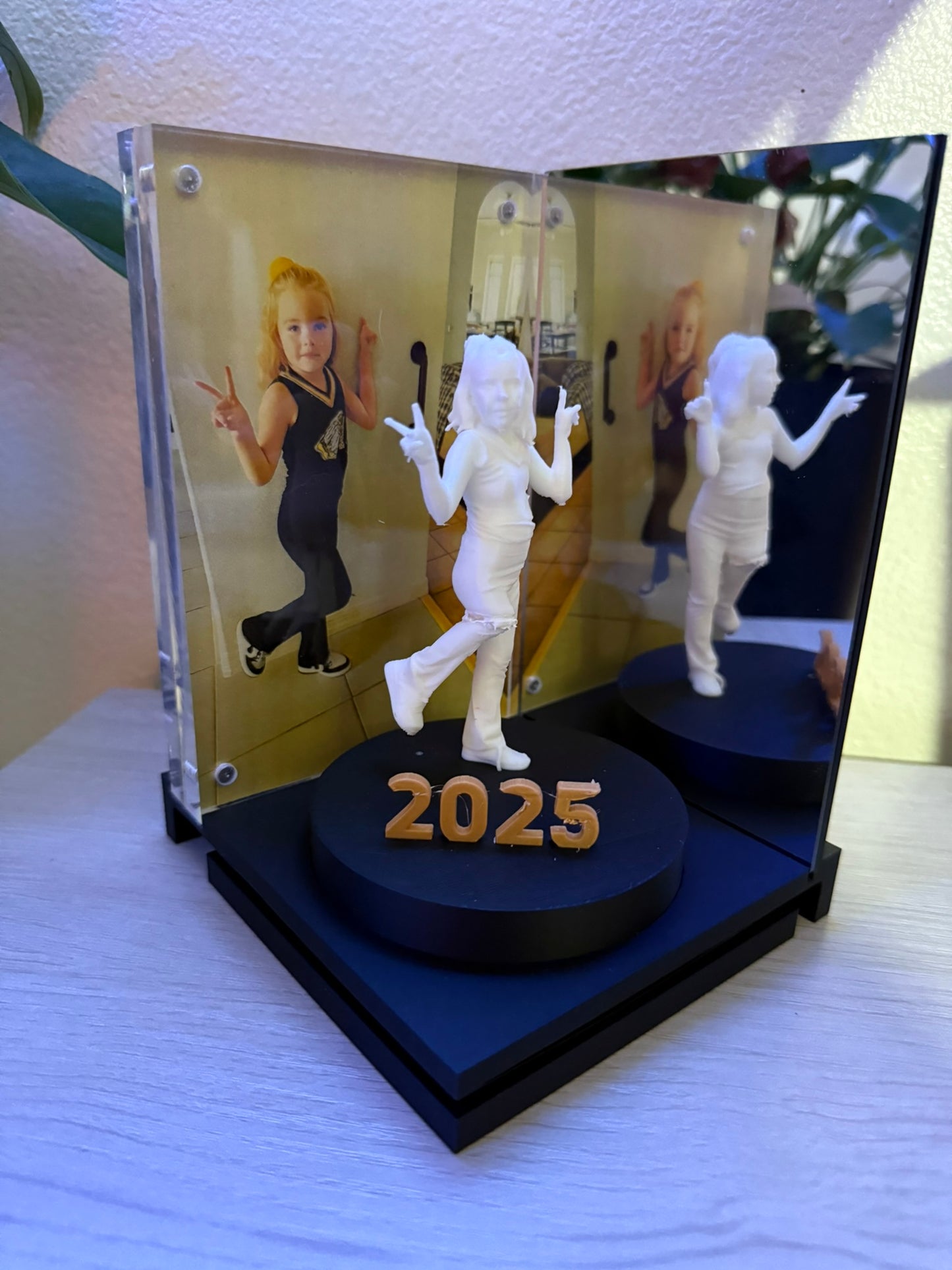 Signature Stand for Snaplings™